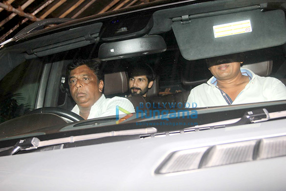 Shahid Kapoor snapped post meeting with Sanjay Leela Bhansali Shahid Kapoor snapped post meeting with Sanjay Leela Bhansali