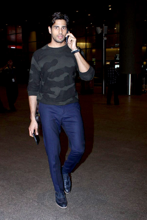 Sidharth Malhotra & Katrina Kaif return from Kolkata after promoting ‘Baar Baar Dekho’ Sidharth Malhotra & Katrina Kaif return from Kolkata after promoting ‘Baar Baar Dekho’