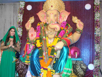 Urvashi Rautela visits the Andheri Cha Raja Ganpati