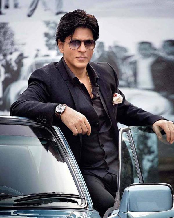 Watch: Shah Rukh Khan playing ping pong with a Berlin based journalist Watch: Shah Rukh Khan playing ping pong with a Berlin based journalist