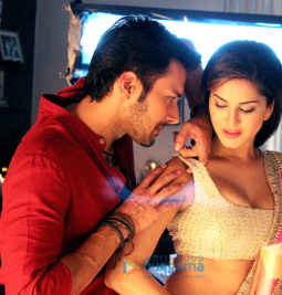 On The Sets Of The Movie Beiimaan Love