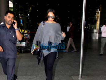 Gauri Khan & Sonakshi Sinha snapped at the Mumbai international airport