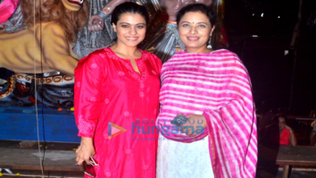 Kajol graces Durga ceremony in Mumbai