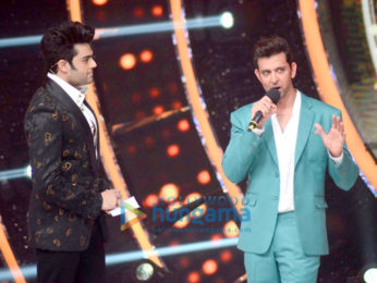 Promotion of 'Kaabil' on the sets of Jhalak Dikhhla Jaa Season 9