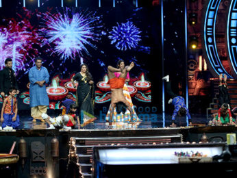 Baba Ramdev shows his dance skills on the sets of Super Dancer