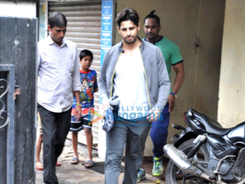 Sidharth Malhotra snapped post gym session