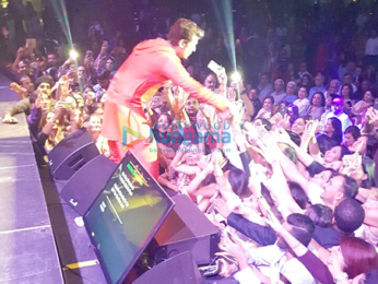 Sonu Nigam performs while on his US and Canada tour