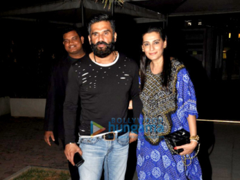 Suniel Shetty & Sanjay Kapoor snapped post dinner in Bandra