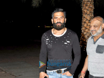 Suniel Shetty & Sanjay Kapoor snapped post dinner in Bandra