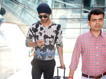 Sushant Singh Rajput & Sunny Deol snapped at the airport