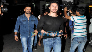 Tiger Shroff, Disha Patani & others grace the screening of ‘M.S. Dhoni – The Untold Story’ at PVR