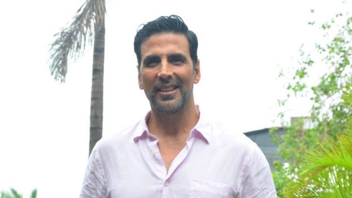 Akshay Kumar’s Toilet – Ek Prem Katha: Mathura Saints Declare Rs 1 Crore Reward For Director’s Tongue