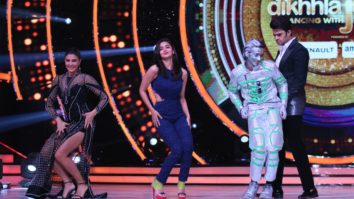 When Alia Bhatt & Jacqueline Fernandez Did Robotic Lungi Dance On Jhalak Dikhhla Jaa