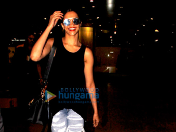 Deepika Padukone snapped as she returns from Bangalore