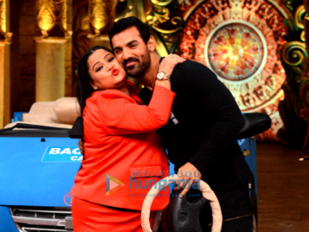 John Abraham & Sonakshi Sinha grace the show 'Comedy Night Bachao'