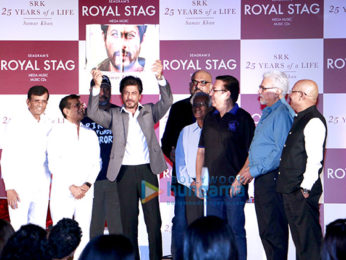 Shah Rukh Khan graces the launch of Samar Khan's book titled SRK 25 Years of a Life