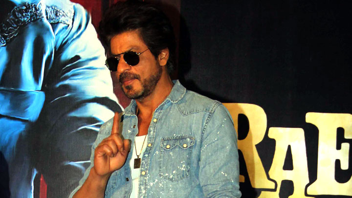Shah Rukh Khan CRIES In Bathroom, Actor’s Hilarious Confession