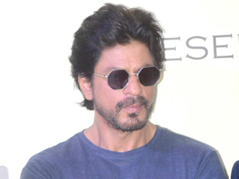 Shah Rukh Khan gives mahurat clap for Vikram Phadnis's Marathi movie 'Hrudayantar'