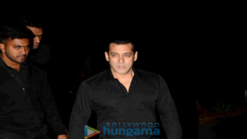 Salman Khan celebrates 51st birthday at his farmhouse in Panvel