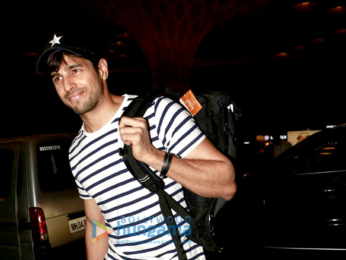Sidharth Malhotra departs to shoot Reload in Bangkok