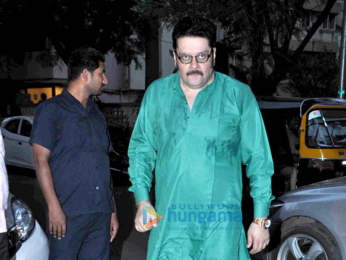 Celebs attend Abis Rizvi's prayer meet