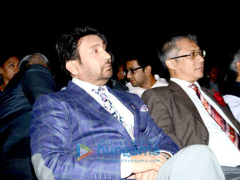 Shah Rukh Khan, Salman Khan, Karisma Kapoor, Kangna Ranaut and others celebrate 'International Customs Day'