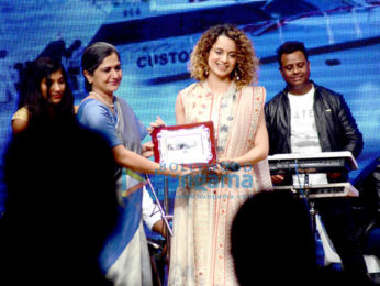 Shah Rukh Khan, Salman Khan, Karisma Kapoor, Kangna Ranaut and others celebrate 'International Customs Day'