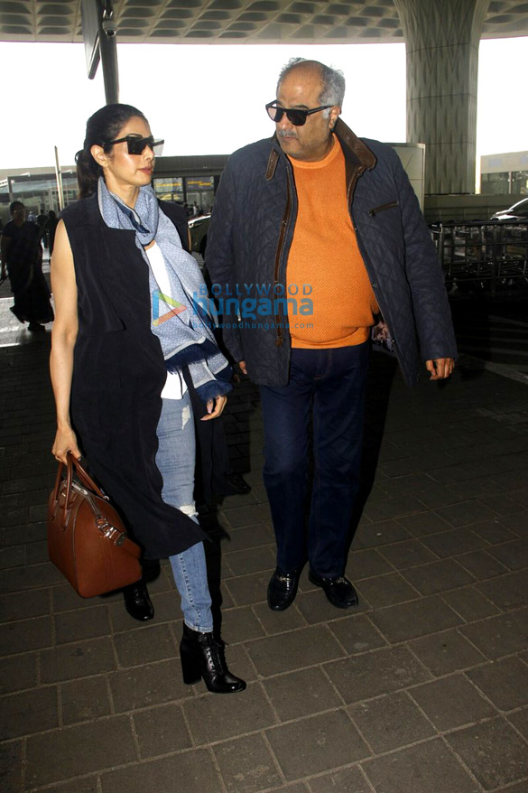 Sridevi, Tamannaah Bhatia and Kanika Kapoor snapped at the airport Sridevi, Tamannaah Bhatia and Kanika Kapoor snapped at the airport