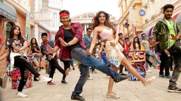 Check out: Tiger Shroff pays tribute to Jackie Shroff in Munna Michael