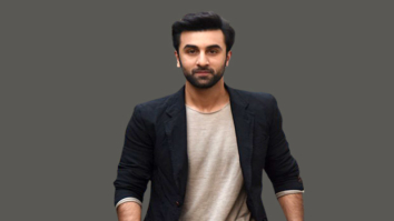 OMG! Ranbir Kapoor travels by public transport to shoot for Sanjay Dutt biopic