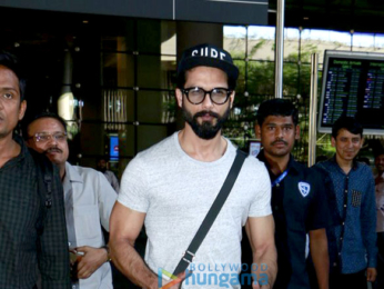 Saif Ali Khan, Varun Dhawan, Shahid Kapoor, Kangna Ranaut & Jahnvi Kapoor snapped at the airport
