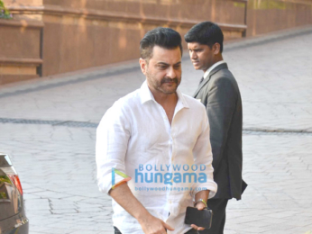Aishwarya Rai Bachchan's father Krishnaraj Rai's prayer meet