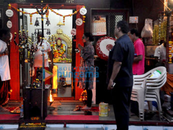 Kajol snapped offering prayers at a local temple