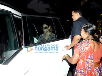 Kajol snapped offering prayers at a local temple