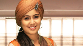 “Shah Rukh Khan Ka Gana Ho To Reach Jaldi Failti Hai”: Harshdeep Kaur