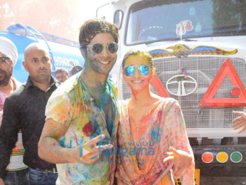 Varun Dhawan & Alia Bhatt grace Zoom Holi bash 2017