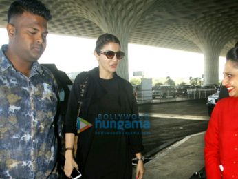 Aishwarya Rai Bachchan, Anushka Sharma, Vaani Kapoor, Diana Penty and others snapped at the airport