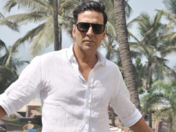 Akshay Kumar shows his maturity; apologizes for tricolour fiasco