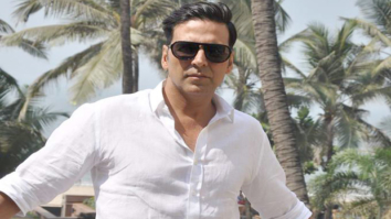 Akshay Kumar shows his maturity; apologizes for tricolour fiasco