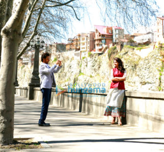 Movie still from the Movie Hindi Medium