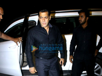 Salman Khan, Daisy Shah, Elli Avram, Bipasha Basu and others snapped at the airport