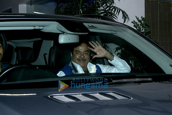 Shatrughan Sinha & Poonam Sinha grace ‘Noor’s screening Shatrughan Sinha & Poonam Sinha grace ‘Noor’s screening