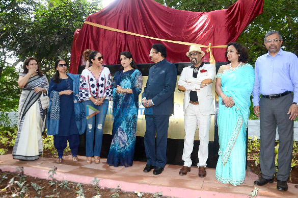 Gauri Khan and Shaina NC grace the Maharashtra Day celebrations Gauri Khan and Shaina NC grace the Maharashtra Day celebrations