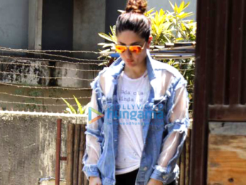 Kareena Kapoor Khan snapped post her Yoga session