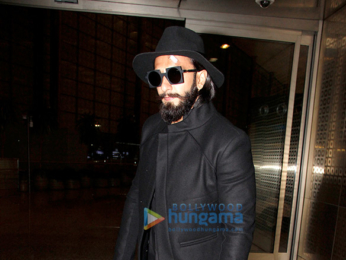 Ranveer Singh snapped at the airport