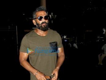 Salman Khan, Karan Johar, Sonam Kapoor, Sunil Shetty and Anil Kapoor snapped at the airport