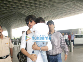 Shah Rukh Khan, AbRam Khan and Aryan Khan snapped with friends at the airport