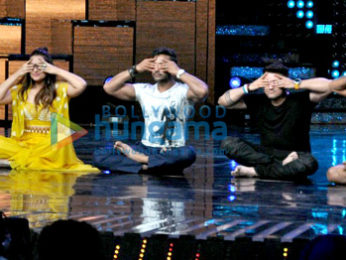 Sonakshi Sinha and Baba Ramdev on the sets of Nach Baliye 8