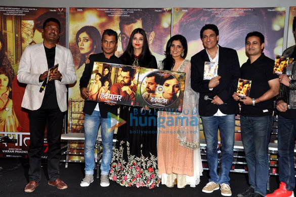 Aishwarya Rai Bachchan graces the music launch of ‘Hrudayantar’ Aishwarya Rai Bachchan graces the music launch of ‘Hrudayantar’