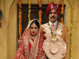 Akshay Kumar and Bhumi Pednekar’s HILARIOUS teaser for Toilet – Ek Prem Katha